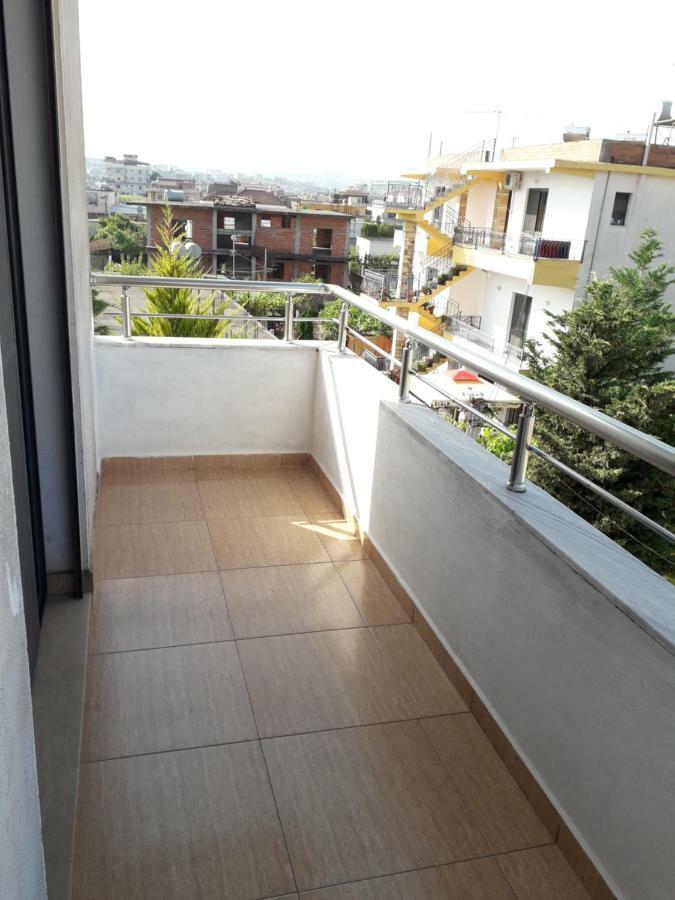 Vila Aliaj Deluxe Apartment With 2 Rooms & 2 Baths And Garden View Durrës Exterior foto